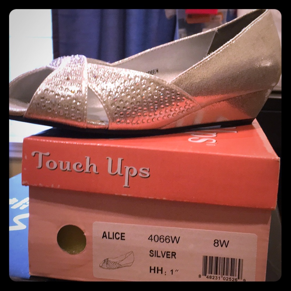 Touch Ups Silver bridal shoes 8W